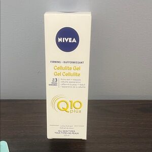 NIVEA Q10 Plus Cellulite Gel - White & Yellow Packaging x2